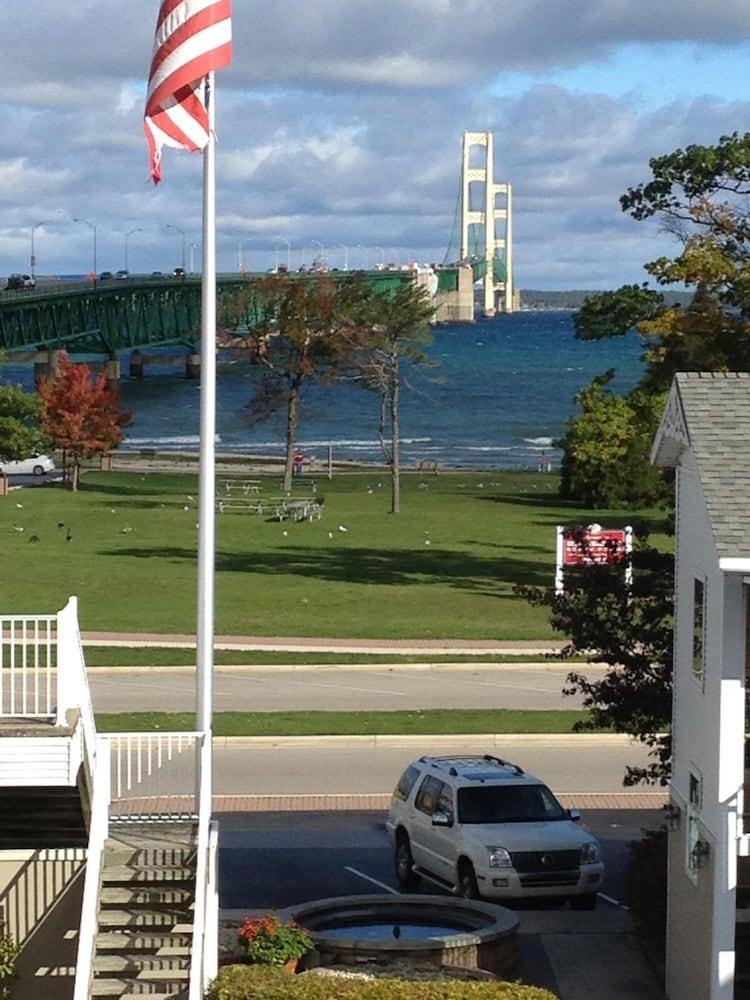 Parkside Inn Bridgeview Mackinaw City Exteriör bild
